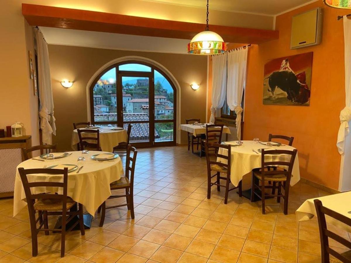 Hotel Ristorante El Caracol Mulazzo エクステリア 写真