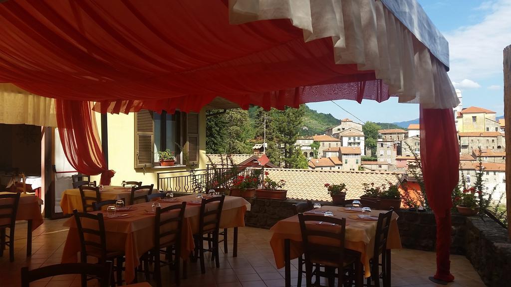 Hotel Ristorante El Caracol Mulazzo エクステリア 写真