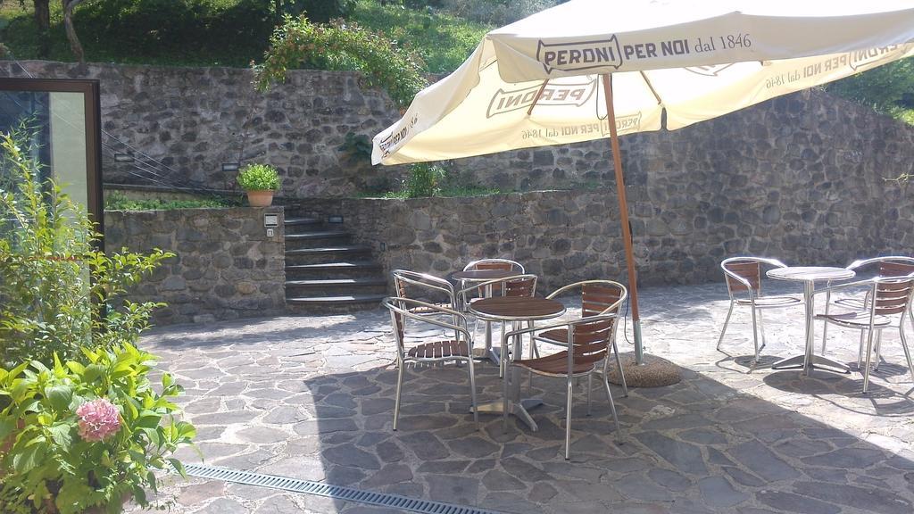 Hotel Ristorante El Caracol Mulazzo エクステリア 写真