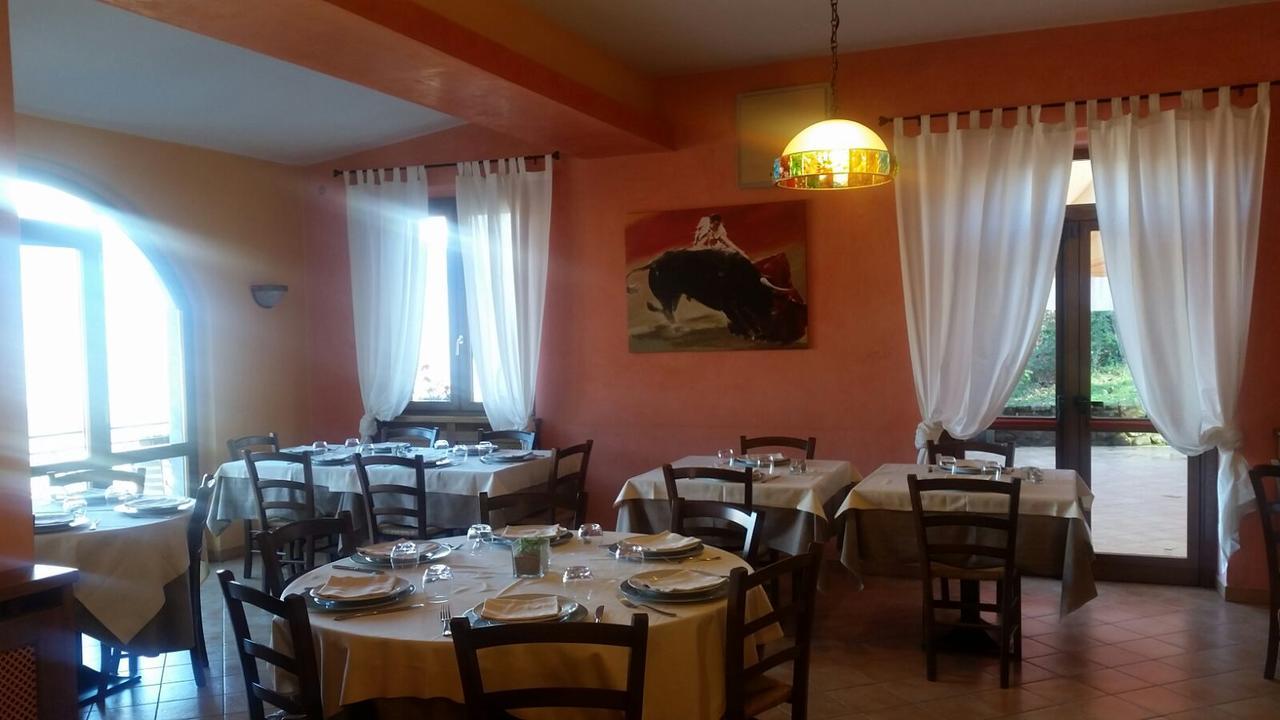 Hotel Ristorante El Caracol Mulazzo エクステリア 写真